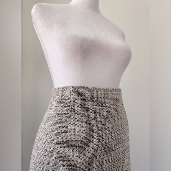 Liz Claiborne Villager Tan & Black Textured Pencil Skirt - Picture 4 of 9